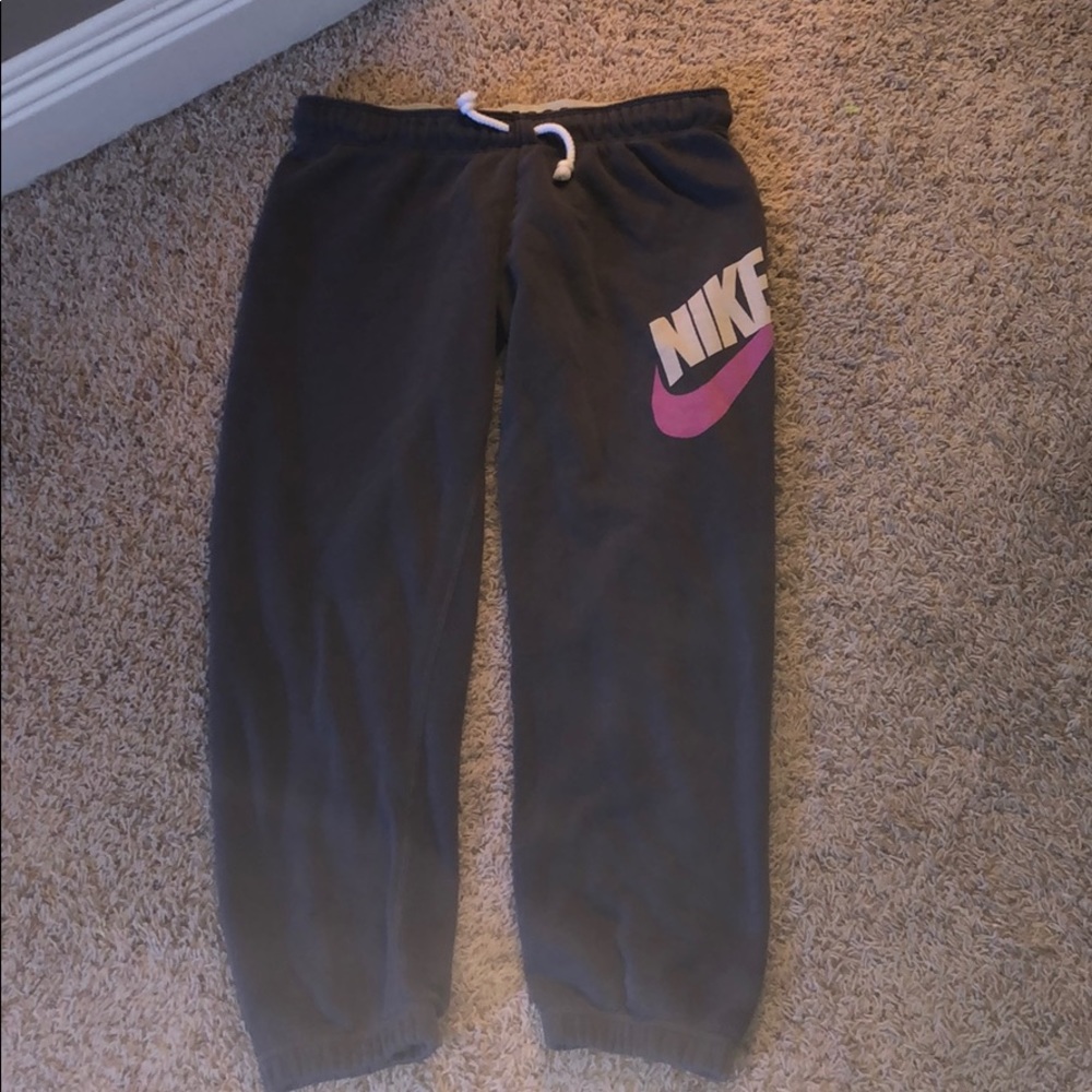Nike sweat pants size small